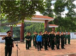 Sư đoàn 3: Dâng hương tri ân các anh hùng liệt sĩ